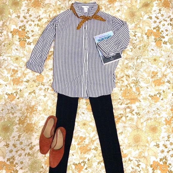 H&M Tops - 💐Striped H&M Long-Sleeve Button-Up Top🌸